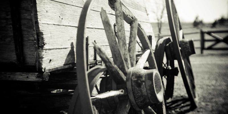 不止于精密加工:四川新达豪如何以钣金与散热创新,为5G通讯设备构筑可靠基石